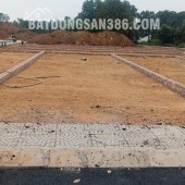 Trục lớn luôn tạo ra giá trị lớn.
Em đang có 3 lô đất diện tích 100m2  , 2 mặt thoáng trước sau. Cách trục Hồ Tây Ba Vì 200m.